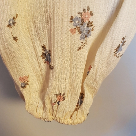 Planet Gold Shirt Women's Medium Ivory Chiffon Floral Long Sleeve Frill Shoulder - Picture 9 of 10